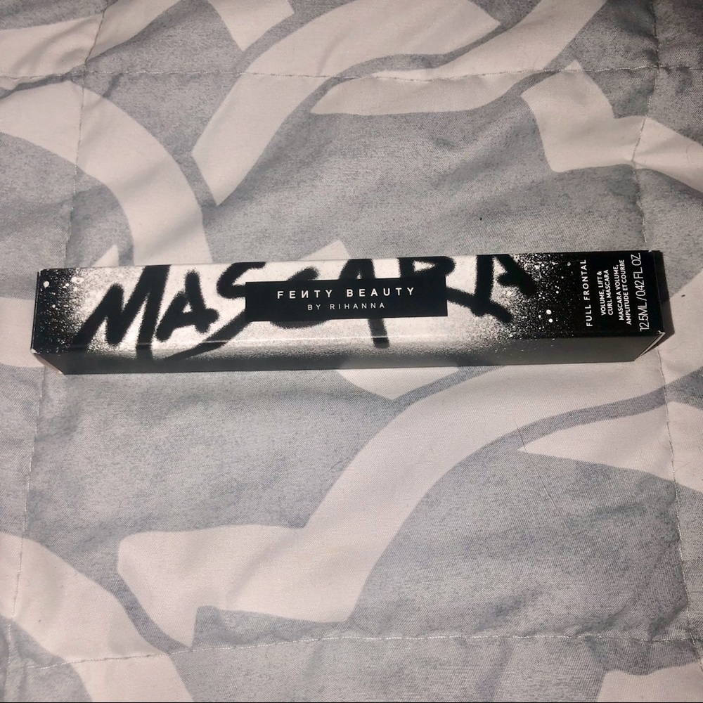 SOLD NWY Fenty by Rihanna black mascara